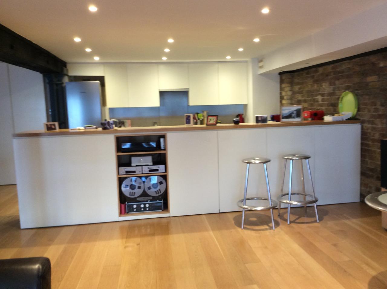 Resprayed modernize light kitchen